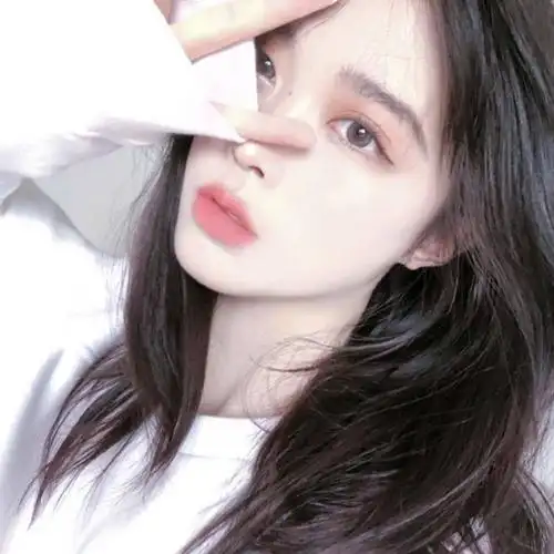 黄丽易的头像